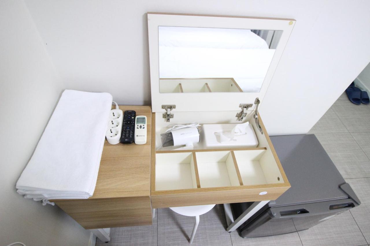 Hotel Golden Park Myeongdong Seoul Exterior photo